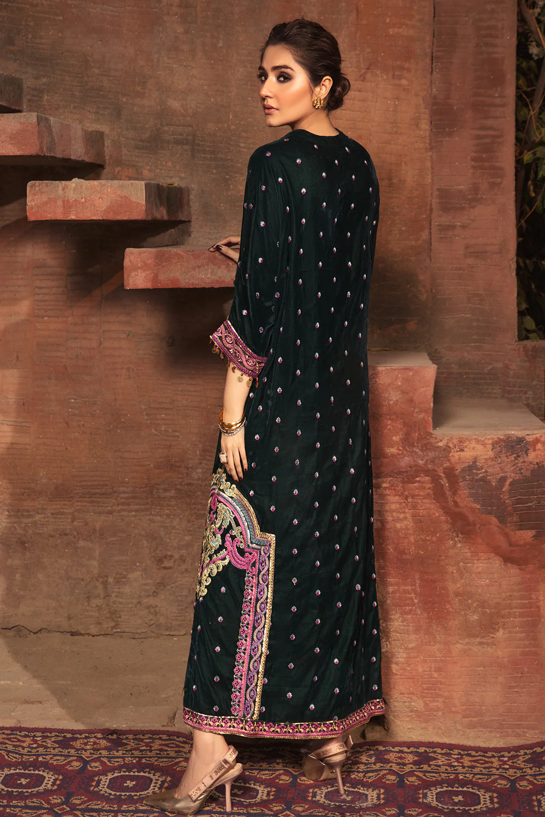 1 Piece - Embroidered Velvet Kaaftan L0289 - Image 6