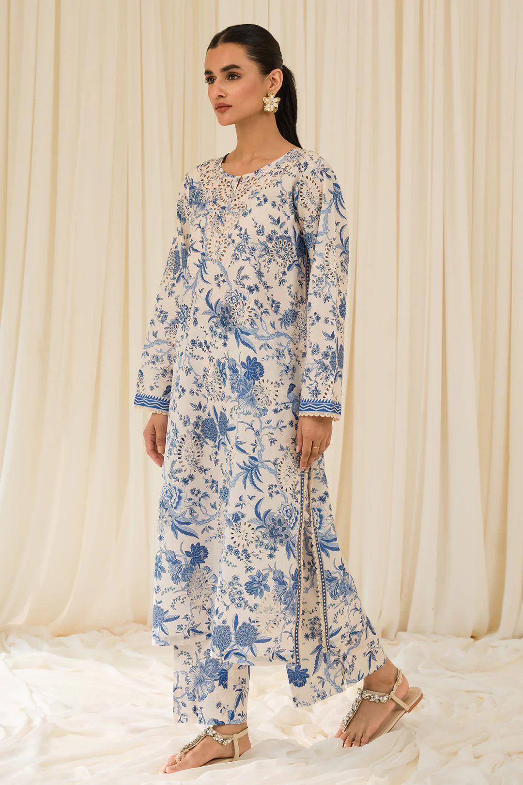2 Piece - Embroidered Digital Printed Cambric Suit P0819 - Image 3