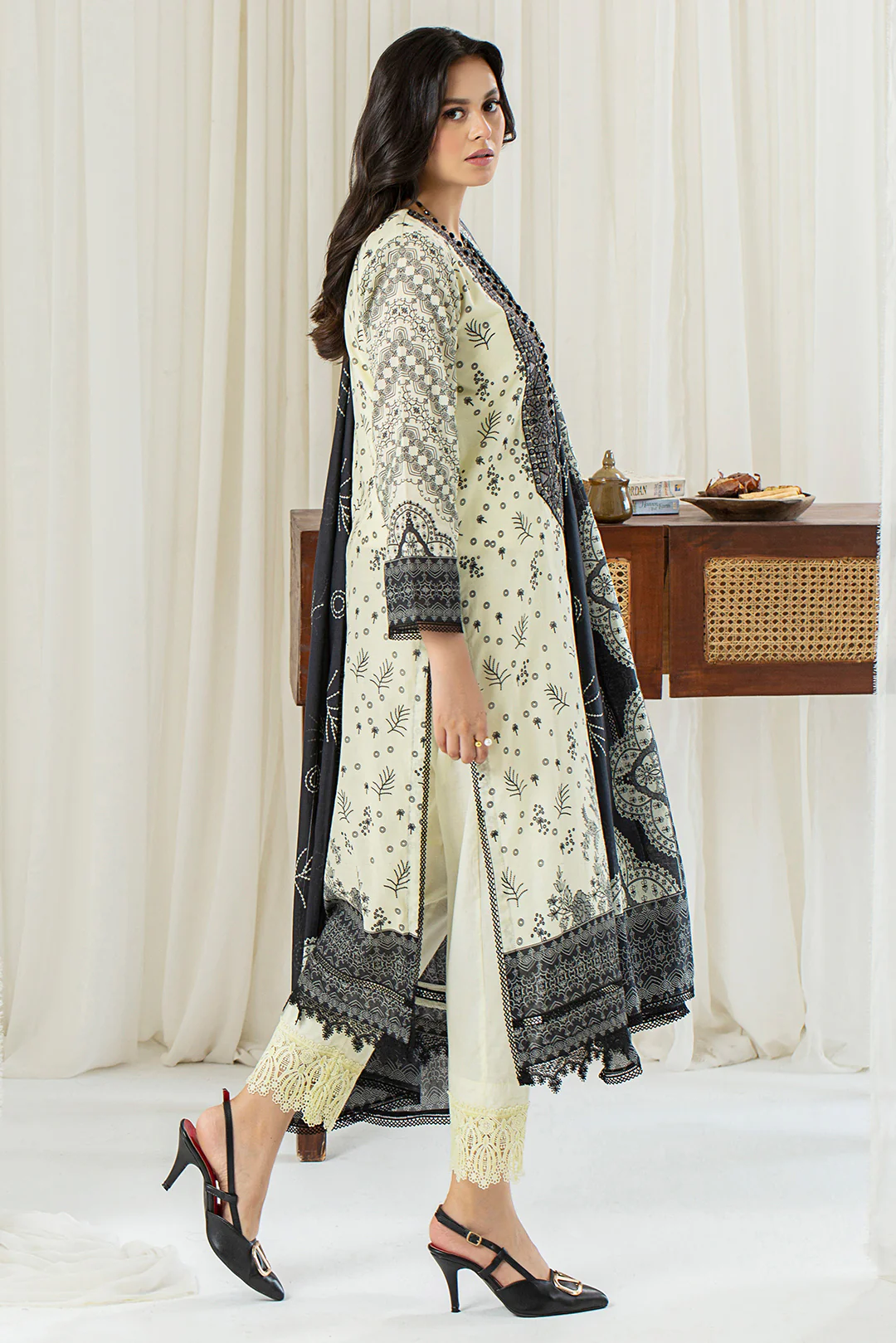 2 Piece - Embroidered Digital Printed Lawn Suit P001142 - Image 3