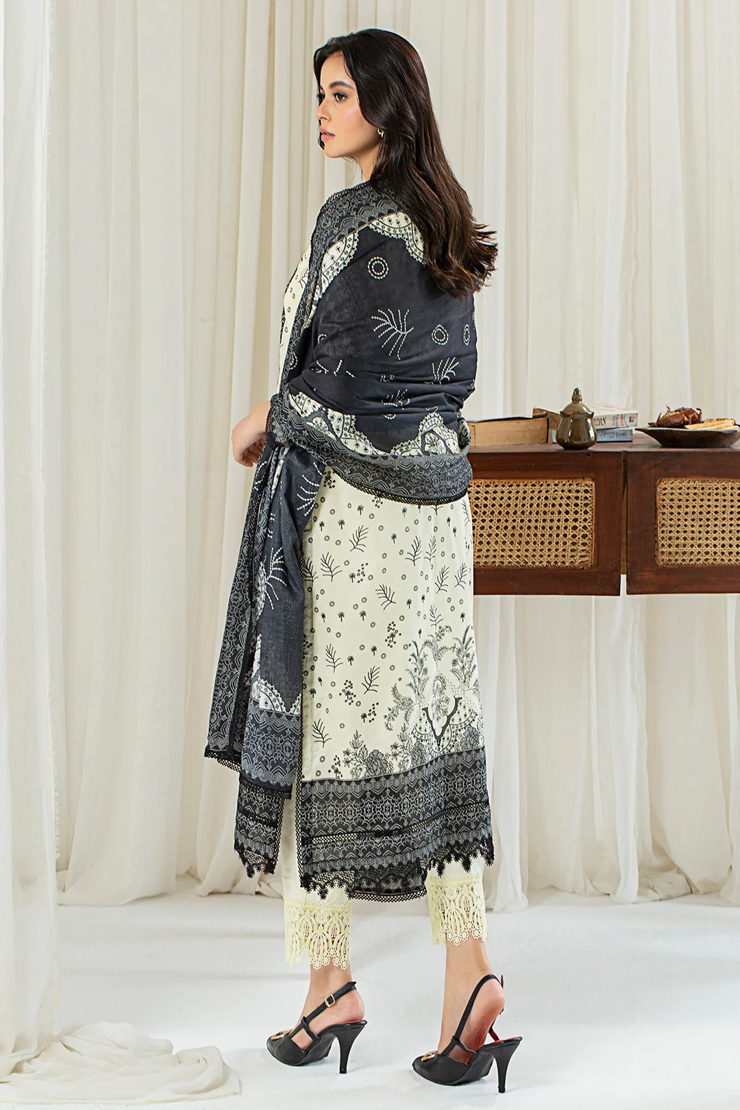 2 Piece - Embroidered Digital Printed Lawn Suit P001142 - Image 4