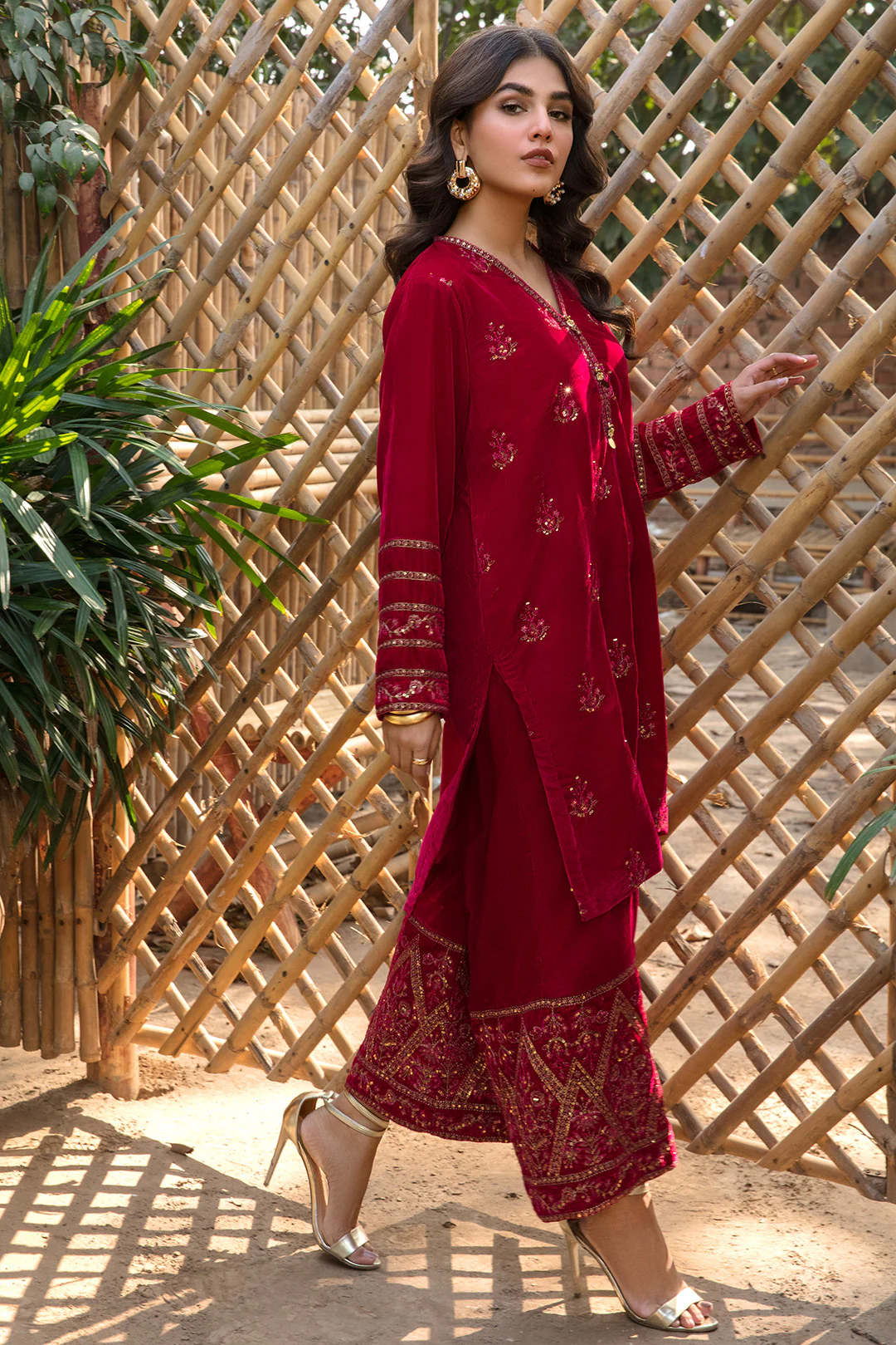 2 Piece - Embroidered Velvet Suit L0294 - Image 3
