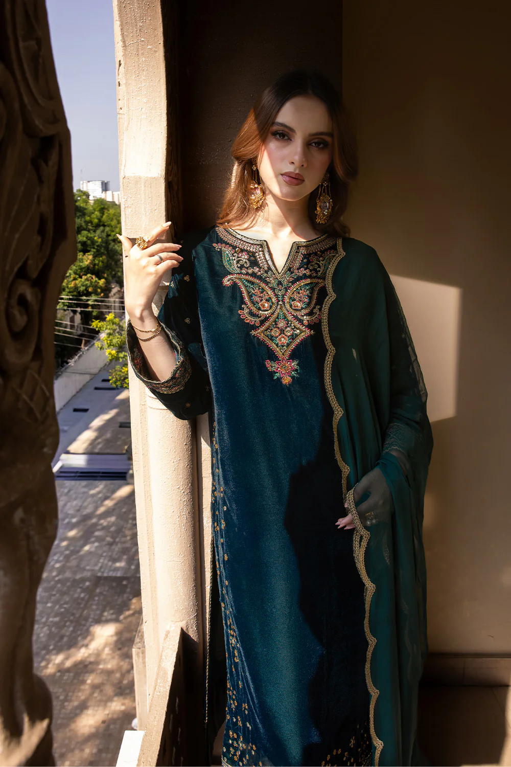 3 Piece - Embroidered Premium Velvet Suit V001017 - Image 3