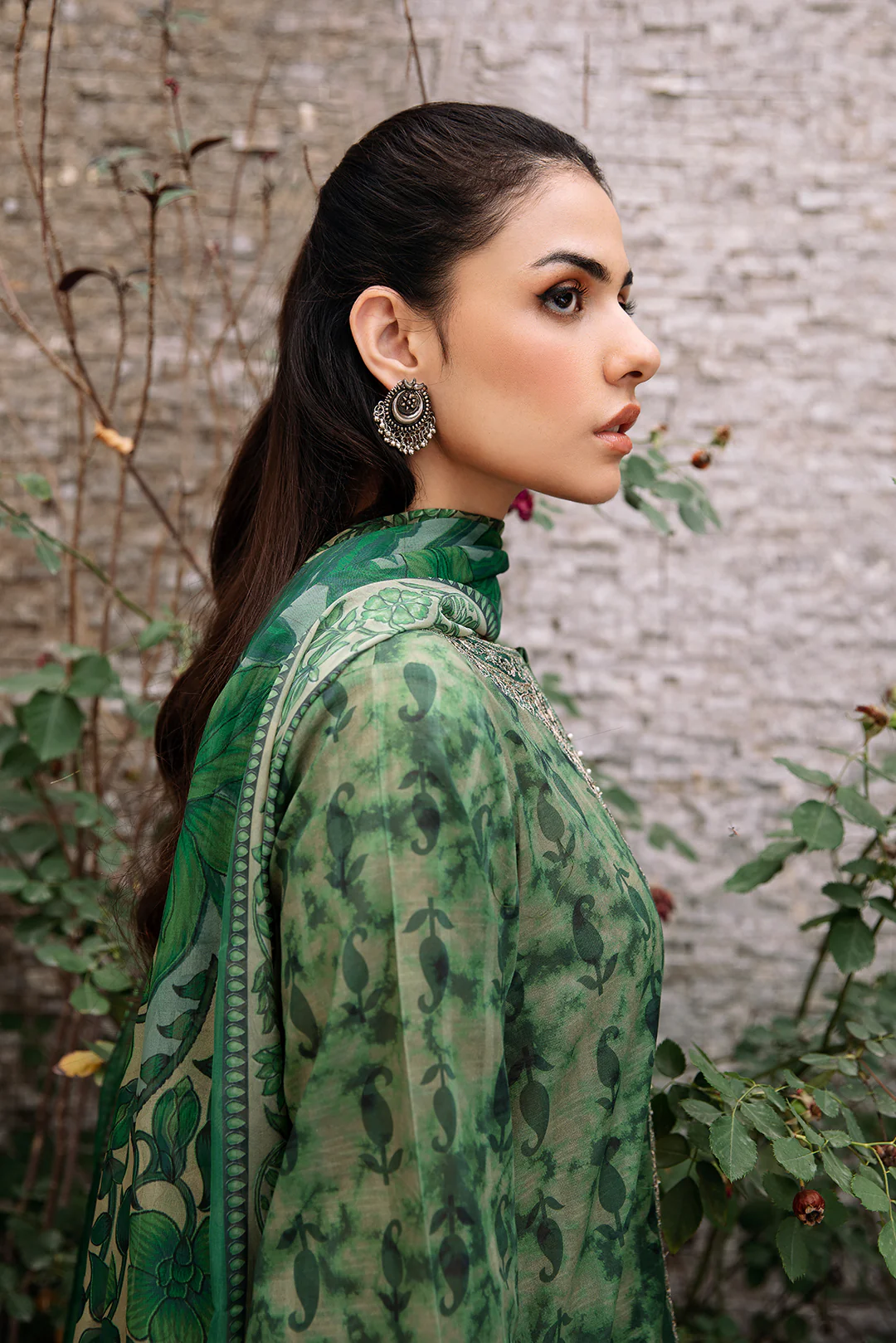 3 Piece - Embroidered Lawn Suit P1096A - Image 3