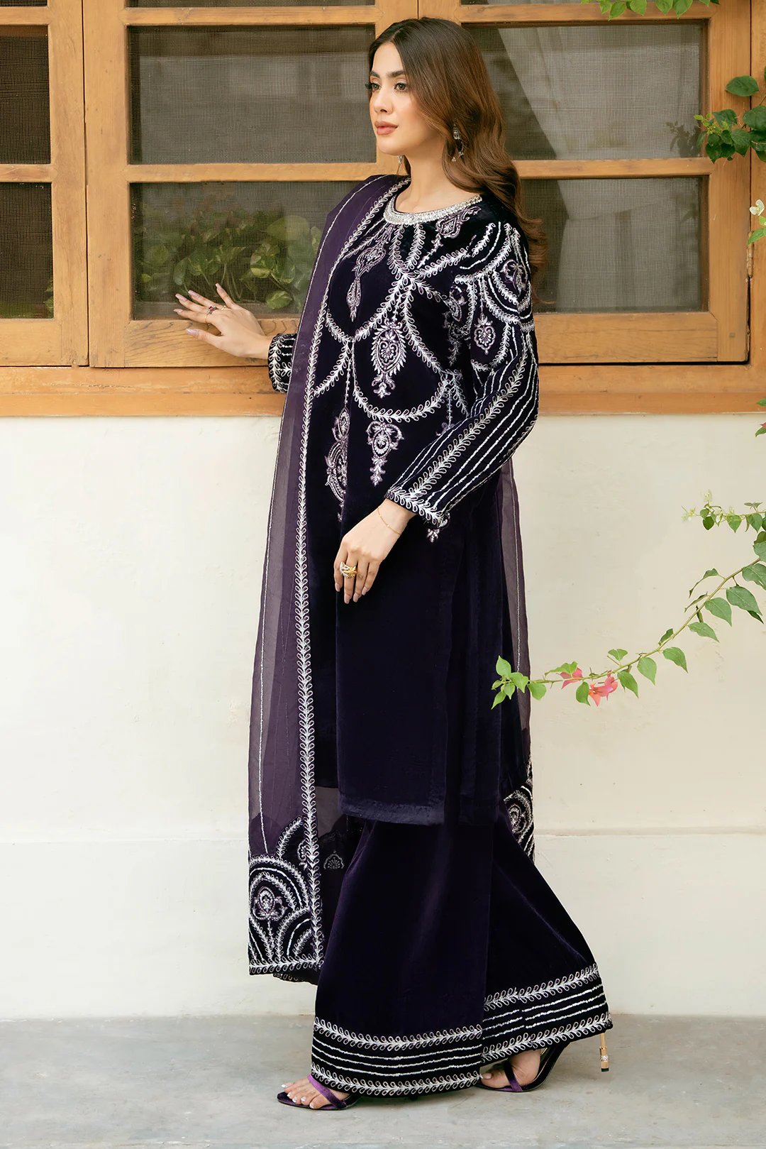 3 Piece - Embroidered Premium Velvet Suit V1011 - Image 5