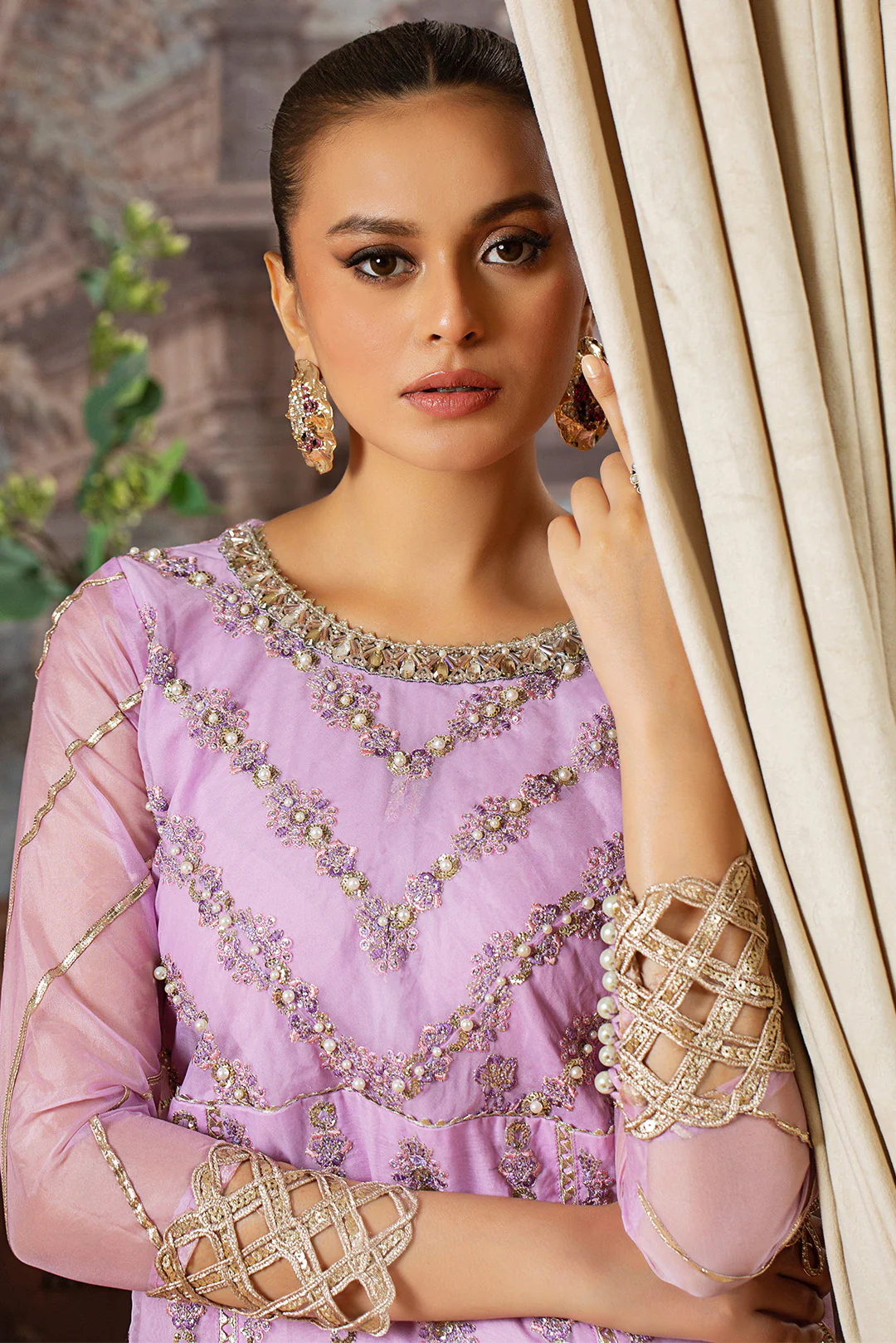 4 Piece - Embroidered Organza Suit L0956 - Image 3