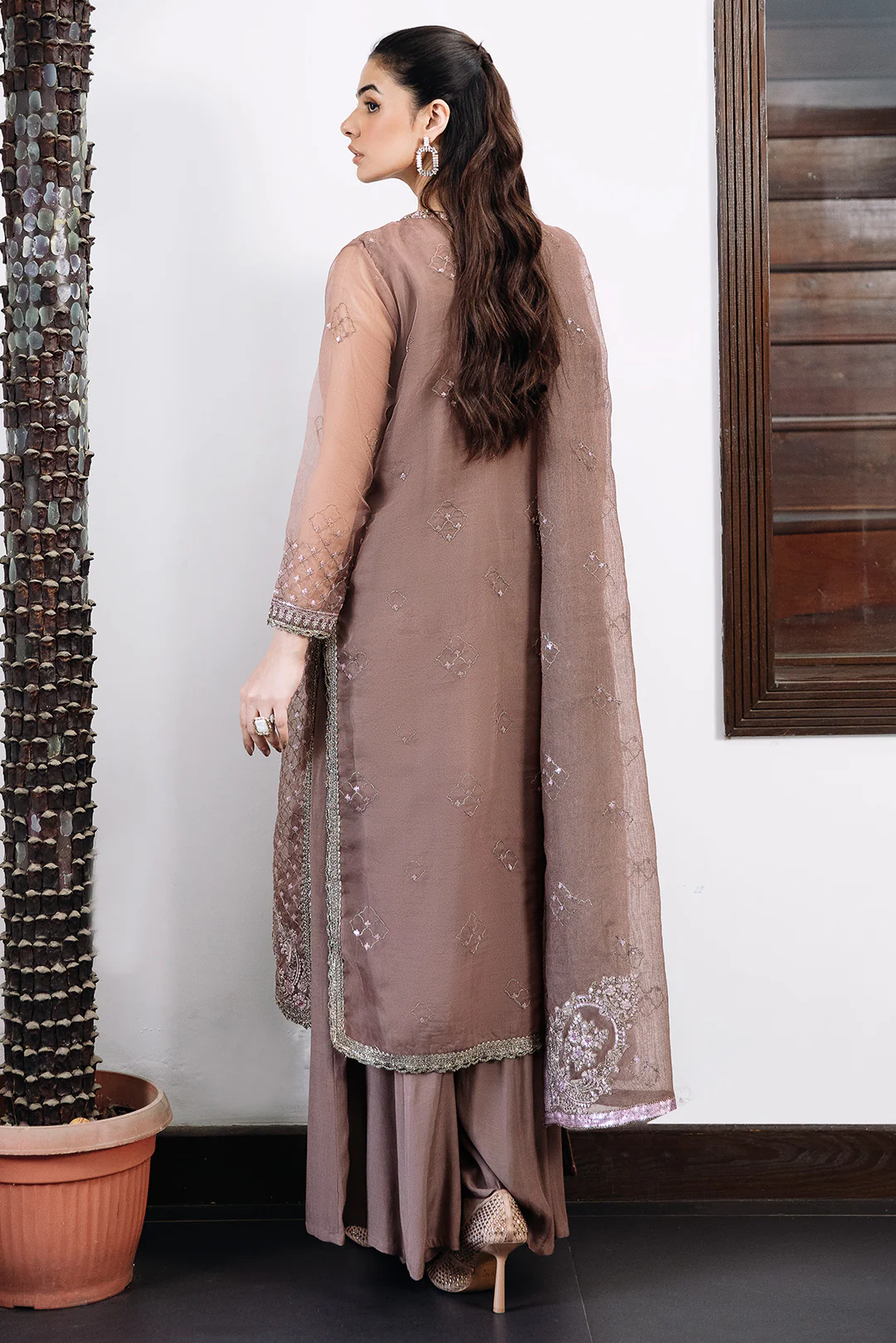 4 Piece - Embroidered Organza Suit L1153 - Image 4